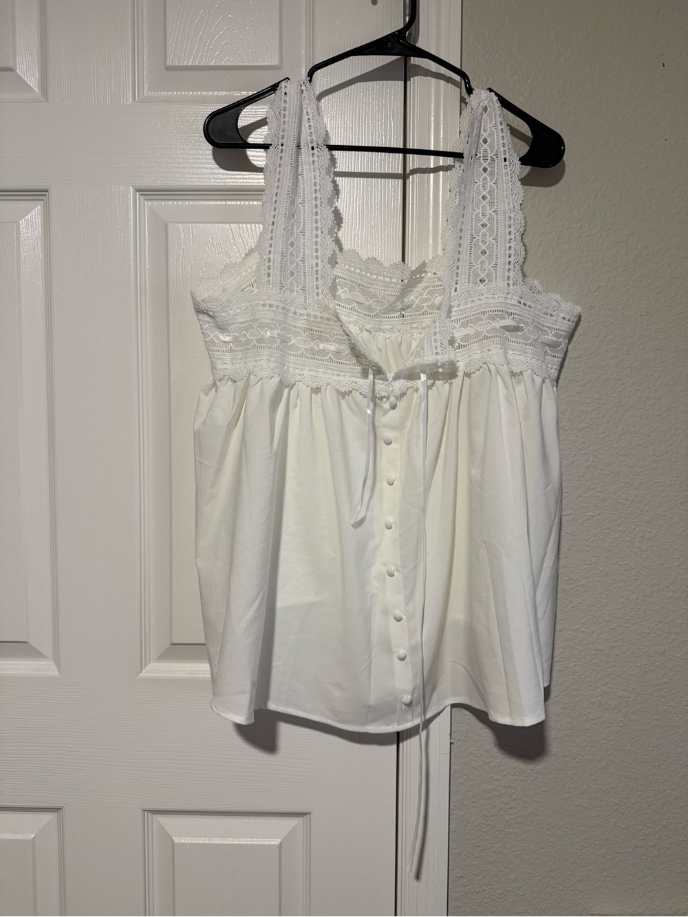 SHEIN White Lace-Trim Button Front Camisole